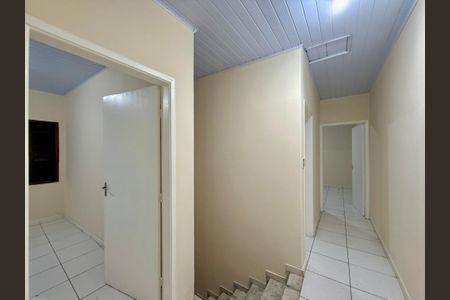 Casa para alugar com 200m², 3 quartos e 2 vagasCorredor Quartos 