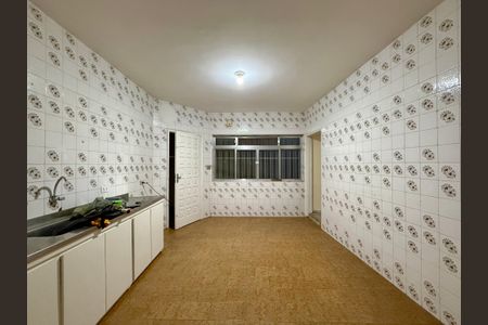 Casa para alugar com 200m², 3 quartos e 2 vagasCozinha