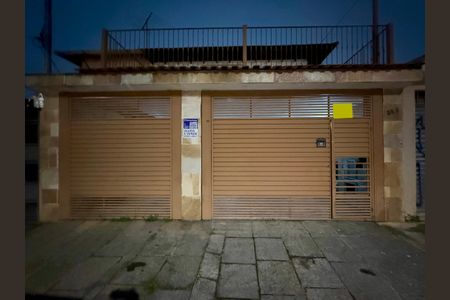 Casa para alugar com 200m², 3 quartos e 2 vagasFachada 