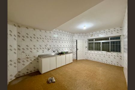 Casa para alugar com 200m², 3 quartos e 2 vagasCozinha