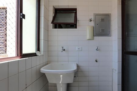 Apartamento para alugar com 92m², 3 quartos e 2 vagas Apartamento para alugar com 92m², 3 quartos e 2 vagasÁrea de Serviço