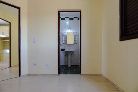 Apartamento para alugar com 92m², 3 quartos e 2 vagas Apartamento para alugar com 92m², 3 quartos e 2 vagasQuarto 3 - Suíte