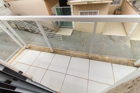 Casa de condomínio para alugar com 67m², 2 quartos e 1 vaga Casa de condomínio para alugar com 67m², 2 quartos e 1 vagaSacada do Quarto 2