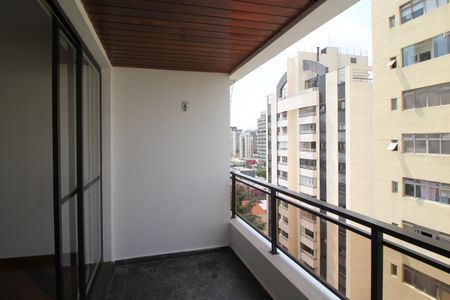 Apartamento para alugar com 100m², 2 quartos e 2 vagasVaranda