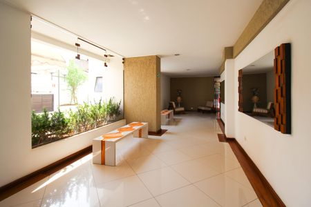 Apartamento para alugar com 100m², 2 quartos e 2 vagasHall