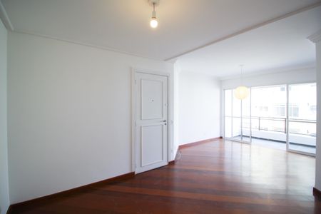 Apartamento para alugar com 100m², 2 quartos e 2 vagasSala