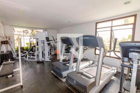 Apartamento para alugar com 100m², 2 quartos e 2 vagasÁrea comum - Academia