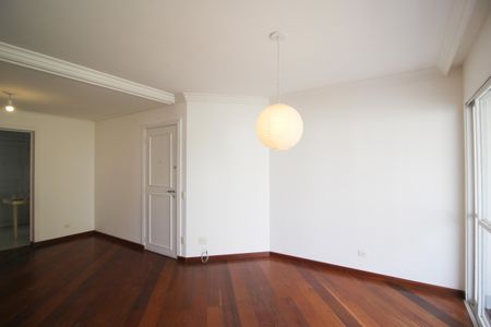 Apartamento para alugar com 100m², 2 quartos e 2 vagasSala