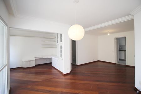 Sala de apartamento para alugar com 2 quartos, 100m² em Indianópolis, São Paulo