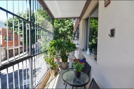 Apartamento à venda com 91m², 3 quartos e 1 vaga Apartamento à venda com 91m², 3 quartos e 1 vagaSala