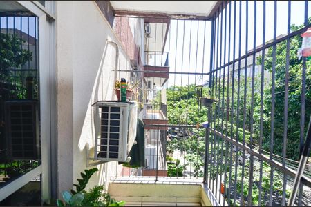 Apartamento à venda com 91m², 3 quartos e 1 vaga Apartamento à venda com 91m², 3 quartos e 1 vagaSala