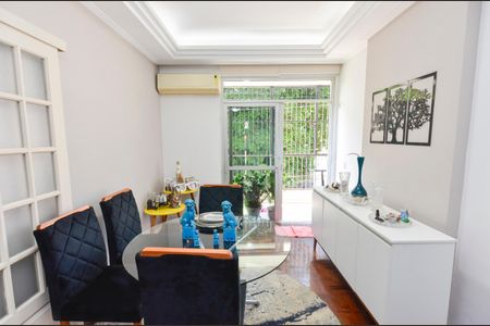 Apartamento à venda com 91m², 3 quartos e 1 vaga Apartamento à venda com 91m², 3 quartos e 1 vagaSala