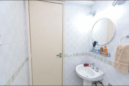 Apartamento à venda com 91m², 3 quartos e 1 vaga Apartamento à venda com 91m², 3 quartos e 1 vagaBanheiro Social