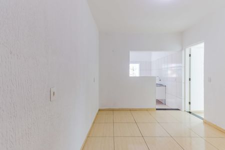 Sala de kitnet/studio para alugar com 2 quartos, 40m² em Vila Nova Alba, São Paulo