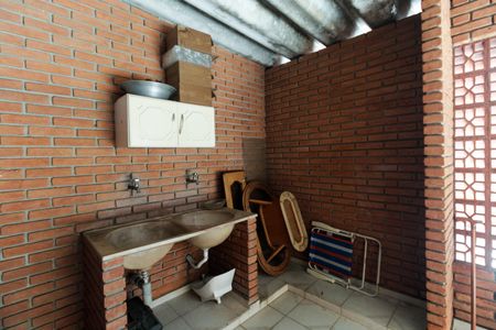 Casa para alugar com 180m², 3 quartos e 3 vagas Casa para alugar com 180m², 3 quartos e 3 vagasÁrea de Serviço e Terraço