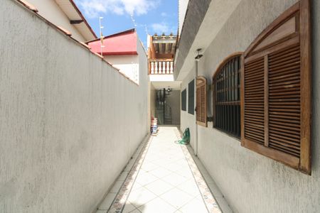 Casa para alugar com 180m², 3 quartos e 3 vagas Casa para alugar com 180m², 3 quartos e 3 vagasQuintal