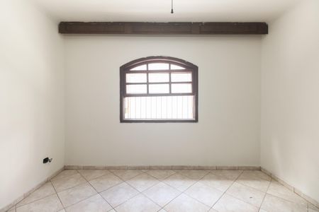 Casa para alugar com 180m², 3 quartos e 3 vagas Casa para alugar com 180m², 3 quartos e 3 vagasQuarto 2