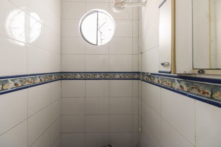 Casa para alugar com 180m², 3 quartos e 3 vagas Casa para alugar com 180m², 3 quartos e 3 vagasBanheiro Suíte