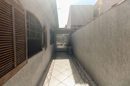Casa para alugar com 180m², 3 quartos e 3 vagas Casa para alugar com 180m², 3 quartos e 3 vagasQuintal
