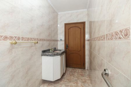 Casa para alugar com 180m², 3 quartos e 3 vagas Casa para alugar com 180m², 3 quartos e 3 vagasBanheiro Social