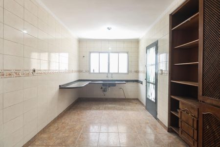 Casa para alugar com 180m², 3 quartos e 3 vagas Casa para alugar com 180m², 3 quartos e 3 vagasCozinha