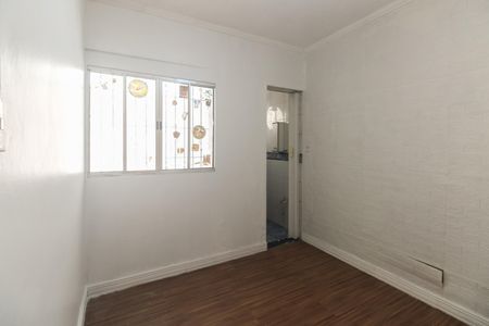 Casa para alugar com 180m², 3 quartos e 3 vagas Casa para alugar com 180m², 3 quartos e 3 vagasSuíte