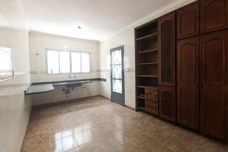 Casa para alugar com 180m², 3 quartos e 3 vagas Casa para alugar com 180m², 3 quartos e 3 vagasCozinha