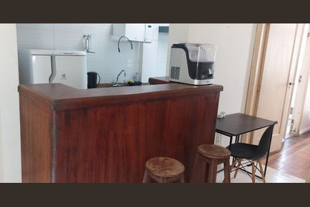 Cozinha de apartamento para alugar com 1 quarto, 40m² em Copacabana, Rio de Janeiro