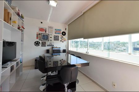 Apartamento à venda com 243m², 3 quartos e 2 vagasSala Cobertura