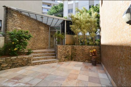 Apartamento à venda com 243m², 3 quartos e 2 vagasEntrada