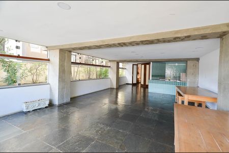 Apartamento à venda com 243m², 3 quartos e 2 vagasÁrea comum - Salão de festas