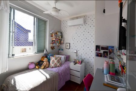 Apartamento à venda com 243m², 3 quartos e 2 vagasQuarto 2