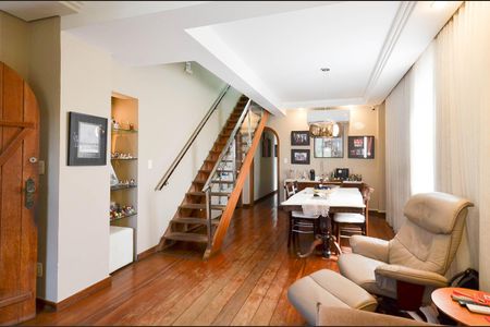 Apartamento à venda com 243m², 3 quartos e 2 vagasSala Ambientes