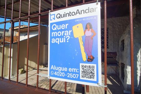 Casa para alugar com 72m², 2 quartos e 1 vagaPlaca na Fachada