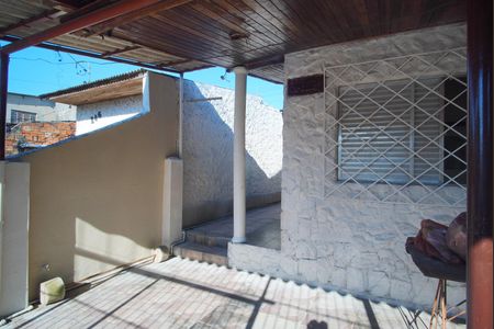 Casa para alugar com 72m², 2 quartos e 1 vagaFachada Interna