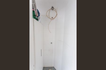 Apartamento para alugar com 280m², 3 quartos e 2 vagas Apartamento para alugar com 280m², 3 quartos e 2 vagasBanheiro de Serviço/Despensa