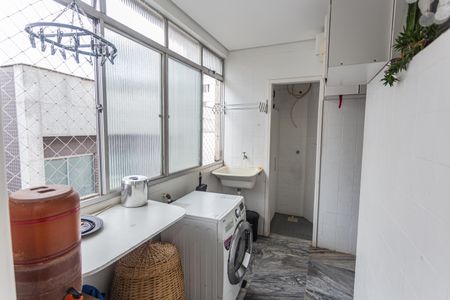 Apartamento para alugar com 280m², 3 quartos e 2 vagas Apartamento para alugar com 280m², 3 quartos e 2 vagasÁrea de Serviço