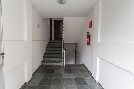 Apartamento para alugar com 280m², 3 quartos e 2 vagas Apartamento para alugar com 280m², 3 quartos e 2 vagasHall de entrada