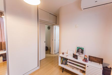 Apartamento para alugar com 280m², 3 quartos e 2 vagas Apartamento para alugar com 280m², 3 quartos e 2 vagasSuíte