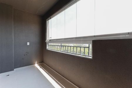 Apartamento para alugar com 61m², 3 quartos e 1 vaga Apartamento para alugar com 61m², 3 quartos e 1 vagaVaranda