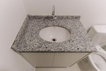 Apartamento para alugar com 61m², 3 quartos e 1 vaga Apartamento para alugar com 61m², 3 quartos e 1 vagaBanheiro da suíte