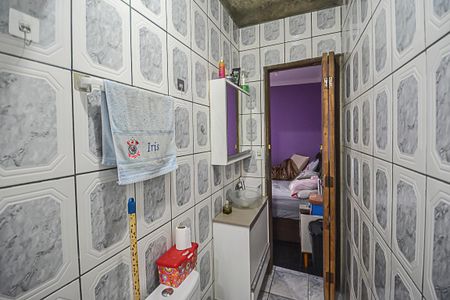 Casa à venda com 166m², 2 quartos e 1 vagaBanheiro da Suíte