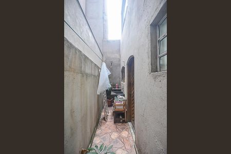 Casa à venda com 166m², 2 quartos e 1 vagaCorredor