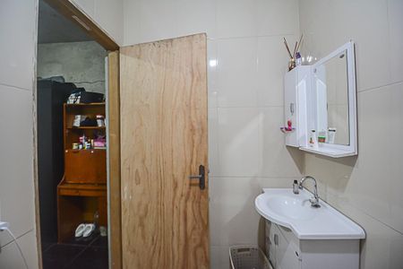 Casa à venda com 166m², 2 quartos e 1 vagaBanheiro da Suíte 2