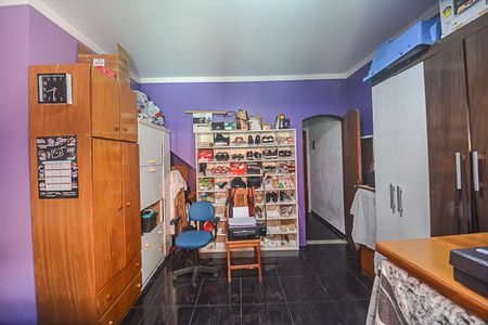 Casa à venda com 166m², 2 quartos e 1 vagaQuarto Suíte