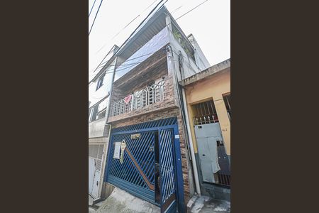 Casa à venda com 166m², 2 quartos e 1 vagaFachada