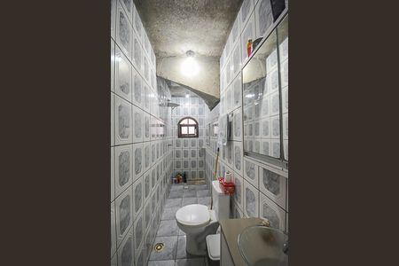 Casa à venda com 166m², 2 quartos e 1 vagaBanheiro da Suíte