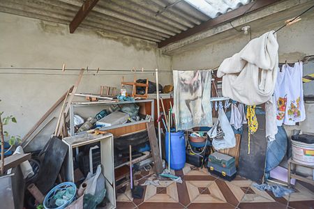 Casa à venda com 166m², 2 quartos e 1 vagaQuintal