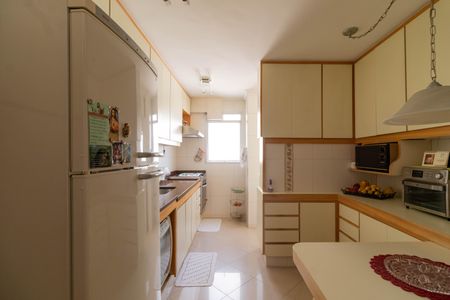 Apartamento à venda com 89m², 2 quartos e 2 vagasCozinha