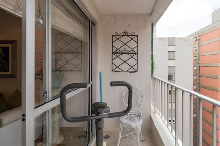 Apartamento à venda com 89m², 2 quartos e 2 vagasVaranda